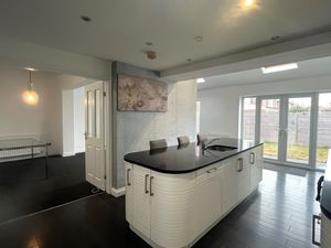 Photo 15- click for photo gallery